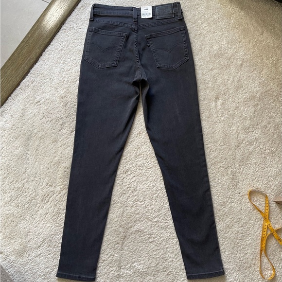 NWT Levi's Premium 721 High Rise Skinny Studded Embellished Jeans Size 26/28 - Picture 8 of 14